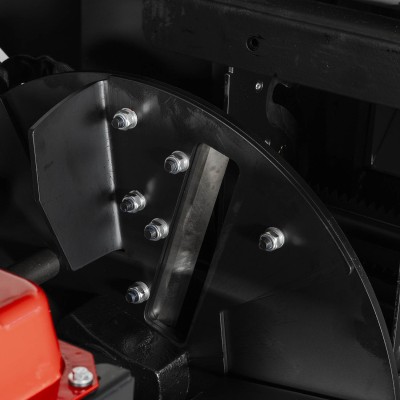 Lumag Rambo HC15H-V2 Scheibenradhäcksler mit 24,5 kW Benzin Motor und Rangierdeichsel mit Stützrad